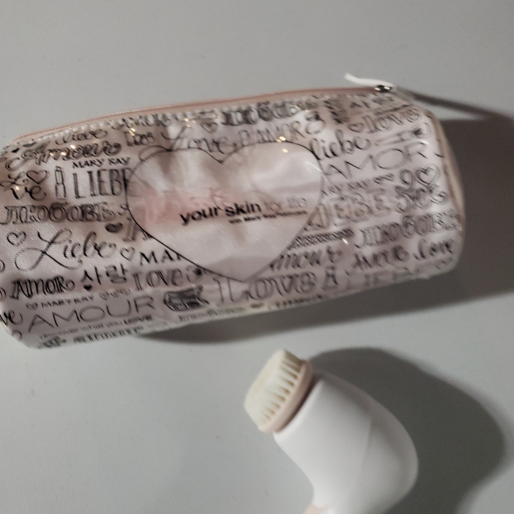 Mary Kay face cleaner